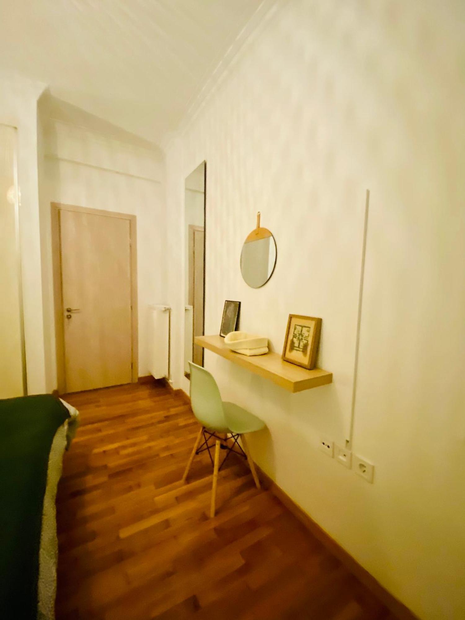 Antinoros Inn, Stylish Apartment,3' To Metro Athènes Extérieur photo
