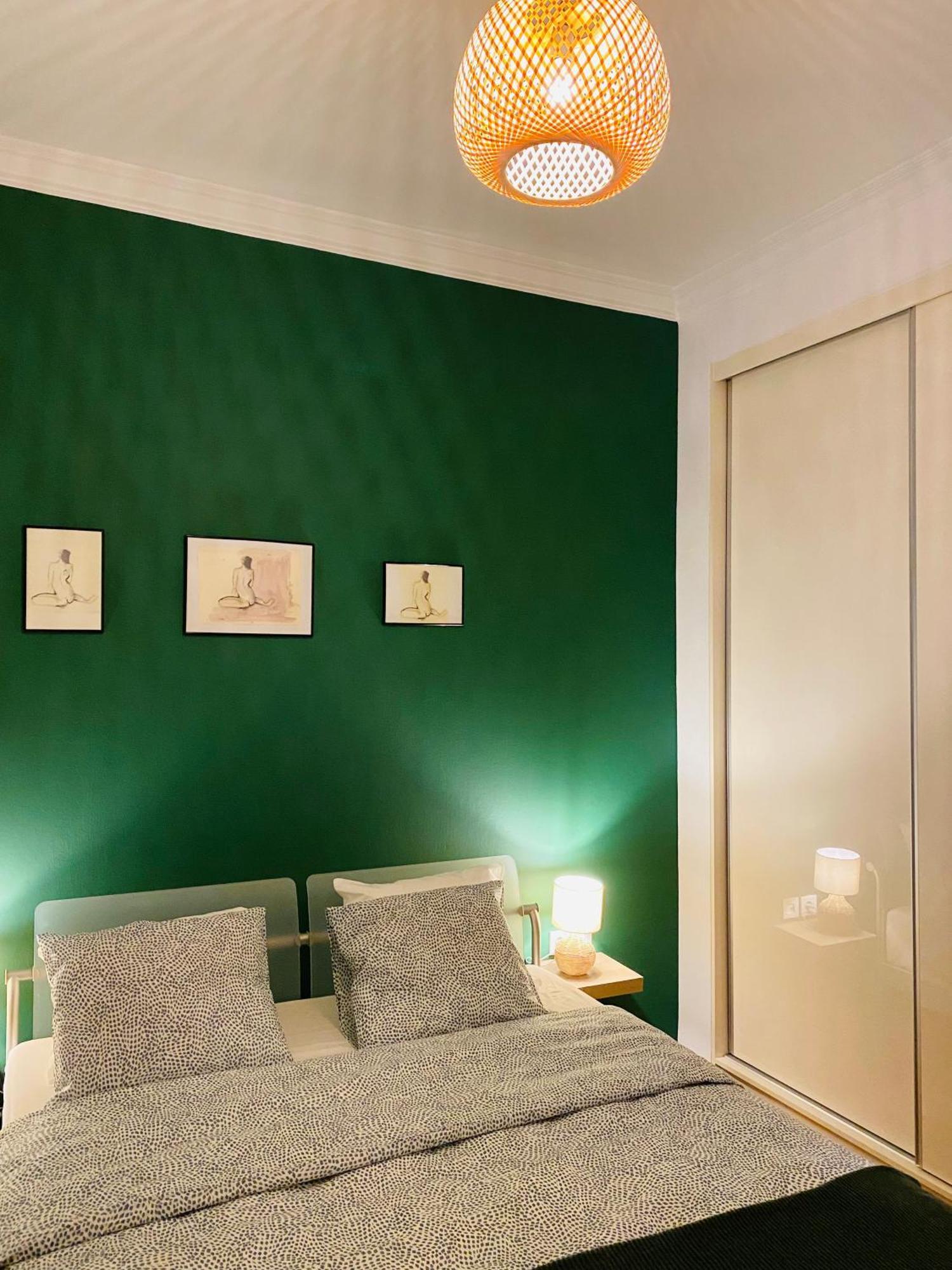 Antinoros Inn, Stylish Apartment,3' To Metro Athènes Extérieur photo