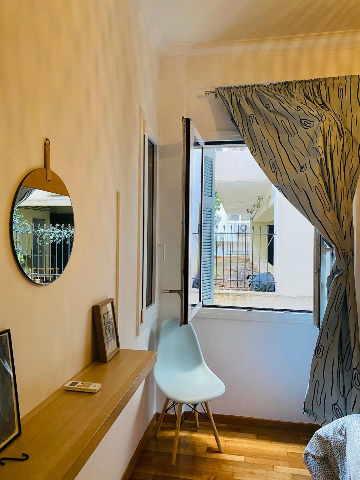 Antinoros Inn, Stylish Apartment,3' To Metro Athènes Extérieur photo