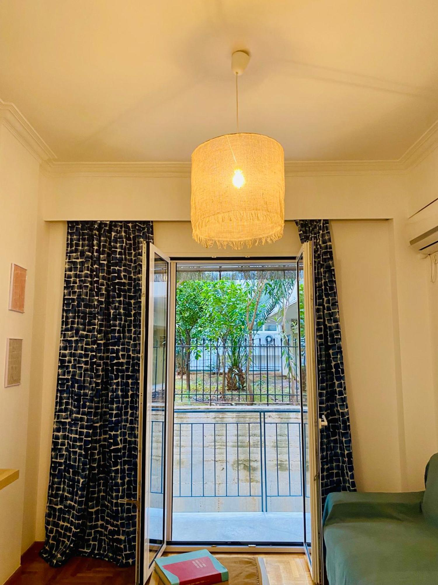 Antinoros Inn, Stylish Apartment,3' To Metro Athènes Extérieur photo
