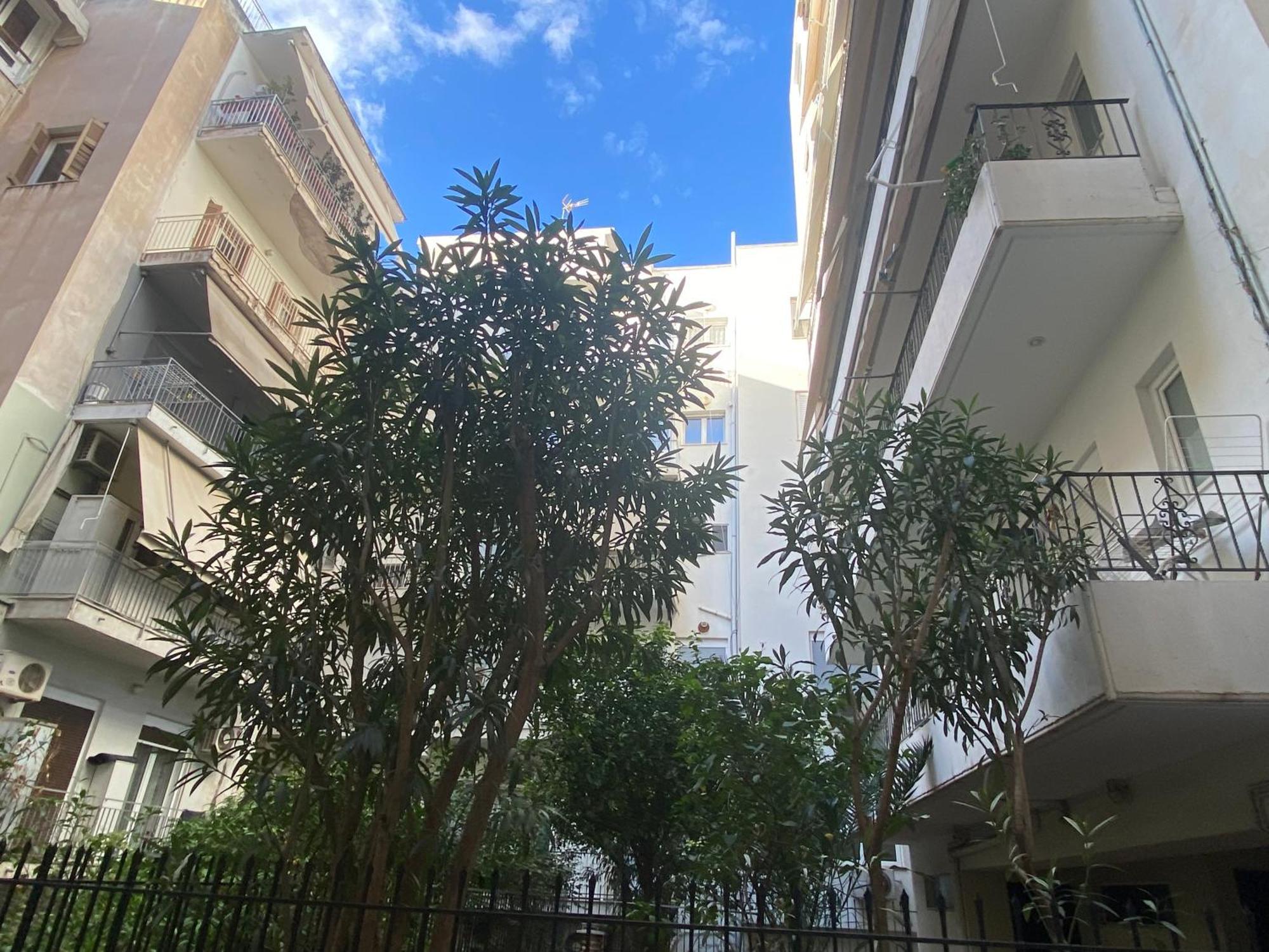Antinoros Inn, Stylish Apartment,3' To Metro Athènes Extérieur photo